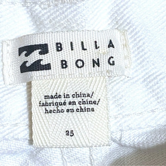 BILLABONG Cut Off High Waisted White Shorts Destroyed Fray Hem Size 25 Boho - Picture 4 of 8